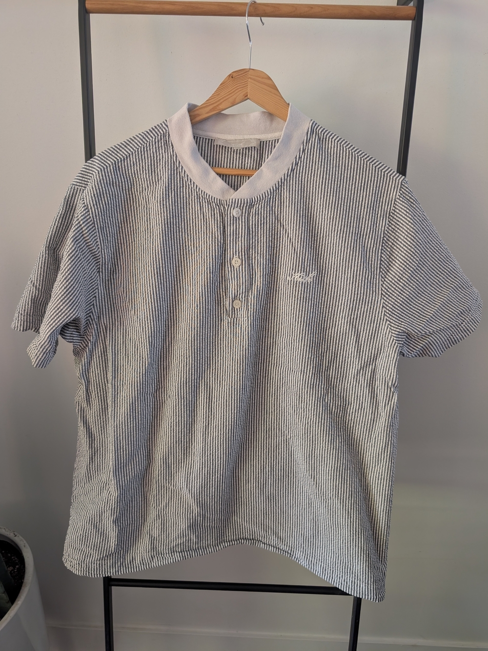 Striped Short-Sleeve Henley Shirt - White & Navy KITH